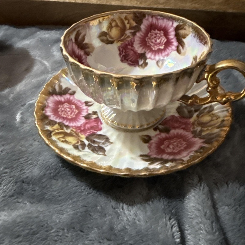 Vintage Fan Crest LusterWare Floral Pink Gold Tea Cup w Saucer Fine China